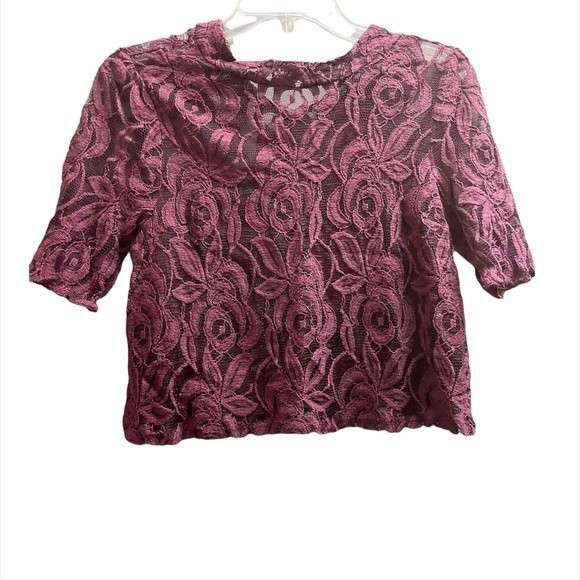 Lovely 153 Purple Lace Short Sleeve Crop Top - Picture 4 of 4